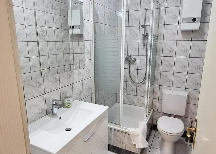 Mit Blick Auf Den Rheingrafenstein